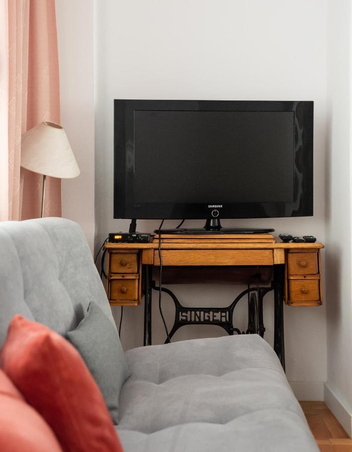 Plac Zbawiciela 3-bedroom * Warsaw